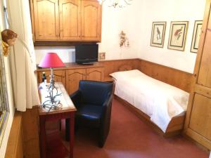 Postel nebo postele na pokoji v ubytování Hotel Spiegel Garni