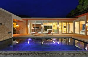 Fotografie z fotogalerie ubytování 4bdr Modern Villa Signature by CapitalPro ve městě Phuket