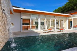 Fotografie z fotogalerie ubytování 4bdr Modern Villa Signature by CapitalPro ve městě Phuket