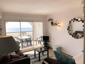 Posedenie v ubytovaní AwayDays - Luminoso Apartamento en BAHIA