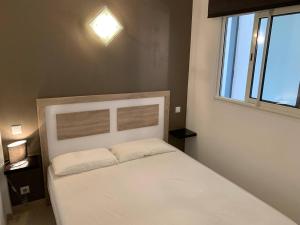 Posteľ alebo postele v izbe v ubytovaní AwayDays Apartamento en la 7a planta vista mar