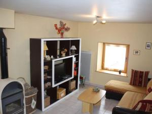 Posezení v ubytování Gîte confortable près de Gérardmer avec terrasse et accueil chaleureux - FR-1-589-676