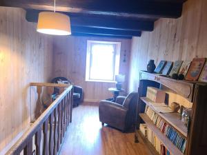 Χώρος καθιστικού στο Gîte familial 6 pers, vallée Vosges, proche Vittel, parking, jardin - FR-1-589-697