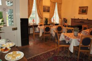 Mangreen Country House tesisinde bir restoran veya yemek mekanı