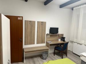 Billede fra billedgalleriet på Hotel Alte Wache i Mariental + 22 billeder