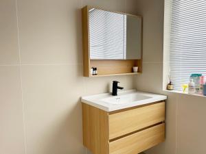 Η κουζίνα ή μικρή κουζίνα στο Jingdezhen Shower&bed Youth Hostel +43 φωτογραφίες