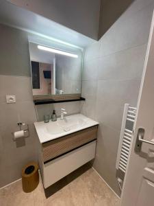 Koupelna v ubytování Appartement hyper centre au coeur de Libourne
