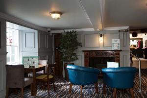Uma área de estar em The Cross Keys