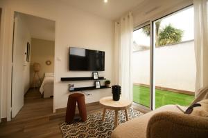 Et tv og/eller underholdning på Petite maison cosy