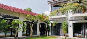 Tòa nhà nơi khách sạn tọa lạc