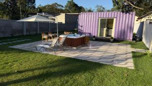 Sodas prie apgyvendinimo įstaigos Loft Container com Spa