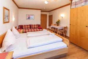 Letto o letti in una camera di Berggasthof Christernreith