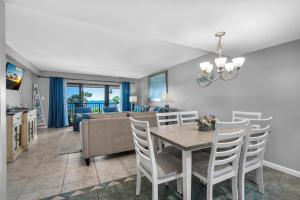 Η κουζίνα ή μικρή κουζίνα στο Santa Rosa Dunes 722