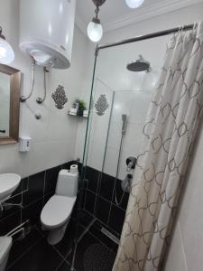 Bagno di Authentic Belgrade Centre Hostel - Only Private Rooms, Paid Parking on-site, Mandatory Reservation