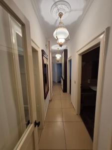 Foto dalla galleria di Authentic Belgrade Centre Hostel - Only Private Rooms, Paid Parking on-site, Mandatory Reservation a Belgrado
