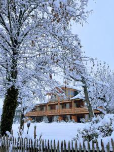 Hotel An der Brunnader - Die Therme befindet sich 4 Geh-Minuten entfernt talvel