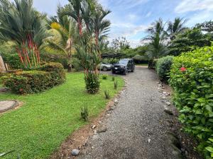 Giardino di Casa Willow Spacious And Relaxing Property