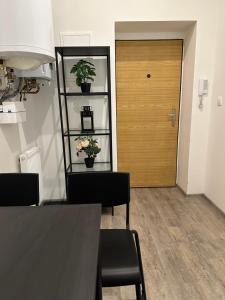 תמונה מהגלריה של Apartmán Palackého בטאבור