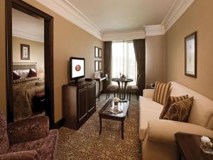 A seating area at Crowne Plaza Istanbul Asia by IHG