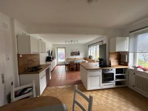 Kuchyň nebo kuchyňský kout v ubytování Ferienhaus Vera