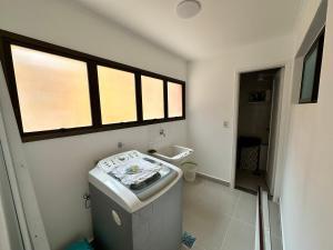 Fotografie z fotogalerie ubytování Frente Mar com garagem, Ar Condicionado e WI-FI grátis em Santos v destinaci Santos