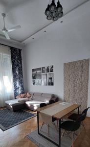 Ella Home at Dóm 6720 Szeged, Aradi vértanúk tere 3 kép - 2