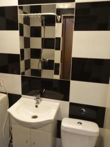 Ένα μπάνιο στο Butas centre šalia pėsčiųjų bulvaro