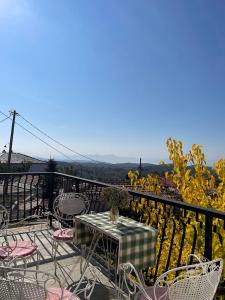 Balkón nebo terasa v ubytování Holiday Home Neochori Pelion