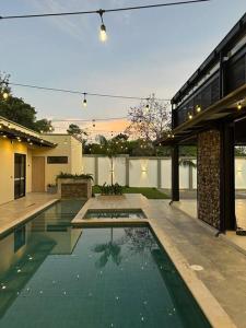 Πισίνα στο ή κοντά στο Entrebosques Luxury Casa Quinta