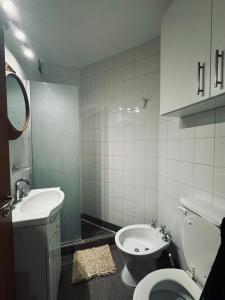 Ένα μπάνιο στο Monoambiente acogedor zona centro