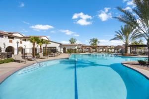 Gambar di galeri bagi Sunset Dreams by VARE Steps Away from PoolSpa Gym PGA West di La Quinta