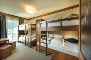 Posteľ alebo postele v izbe v ubytovaní Hotel Eden Rock