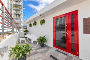 Balkón nebo terasa v ubytování Red Door Inn + 4 fotografie