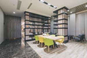 成都市にあるAtour Hotel Red Chengdu Wuhou Avenue Arch Buildingのギャラリーの写真