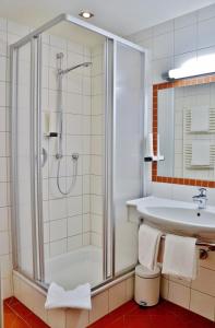 Kúpeľňa v ubytovaní Gasthof zur Strass + 24 fotografií
