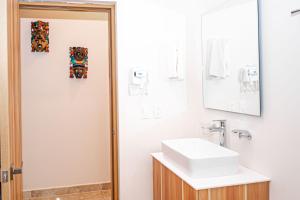 Foto de la galería de Top level studio with minifridge microwave and splash pool en Tulum