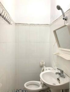 Ένα μπάνιο στο Hoa Sữa Hotel Lai Châu - by BAY LUXURY