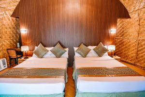 Galeriebild der Unterkunft The Dome Hotel - Caylabne Bay in Ternate