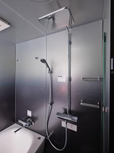 Et badeværelse på MONday Apart Premium Kyoto Sta Kamogawa