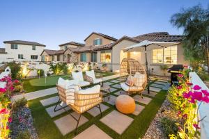 Gambar di galeri bagi Sunset Dreams by VARE Steps Away from PoolSpa Gym PGA West di La Quinta