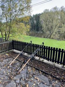 Vonkajšia záhrada v ubytovaní Rybaření ze sauny