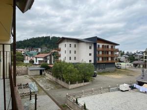 Nespecifikovaný výhled na hory nebo výhled na hory při pohledu z apartmánu