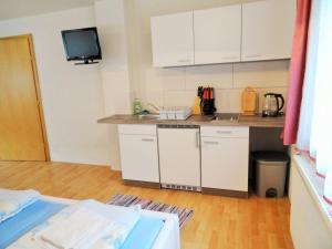 Una cocina o cocineta en Apartment Stallbauer 2