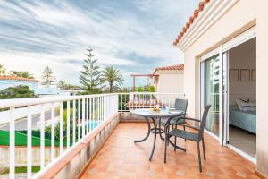 A balcony or terrace at Casa Mar