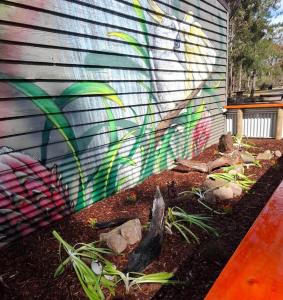Giardino di 2BR Tiny Family Home at Grampians Edge by Tiny Away