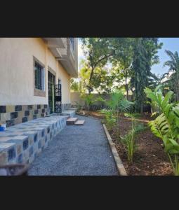 Zahrada ubytování Shalimin Homes- Kilifi Seahorse road