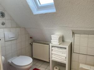 Koupelna v ubytování gemütliche Ferienwohnung an der Enz