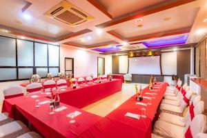 Zona business o sala conferenze di The SR Hotel