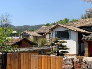 Nespecifikovaný výhled na hory nebo výhled na hory při pohledu z bed and breakfast