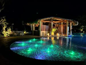 Πισίνα στο ή κοντά στο Mactan Newtow Enjoy Family Staycation